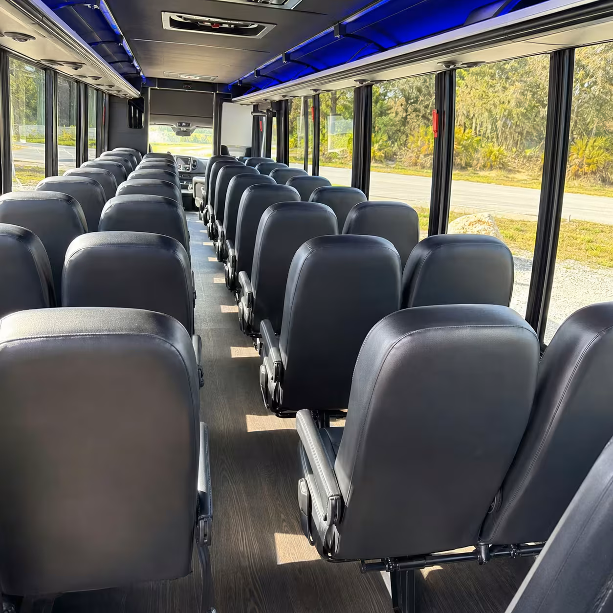 alameda 15 passenger minibus rental
