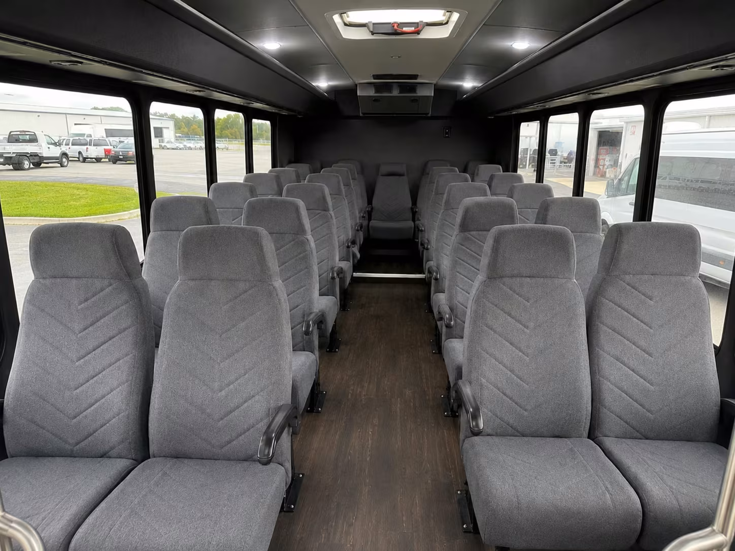 alameda airport minibuses and sprinter vans by group size