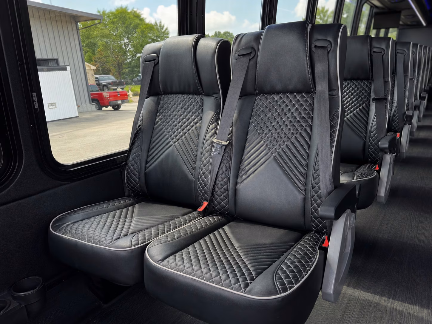 alameda charter bus rentals to oakland coliseum events