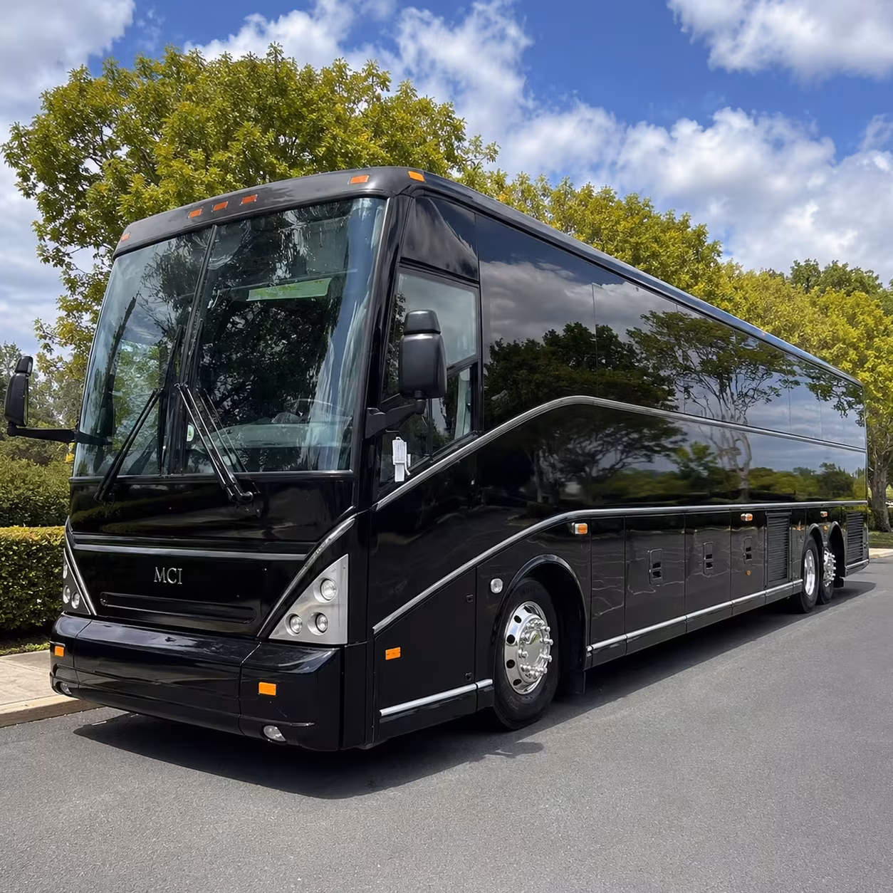 alameda wedding shuttle bus rentals that keep your guests on schedule