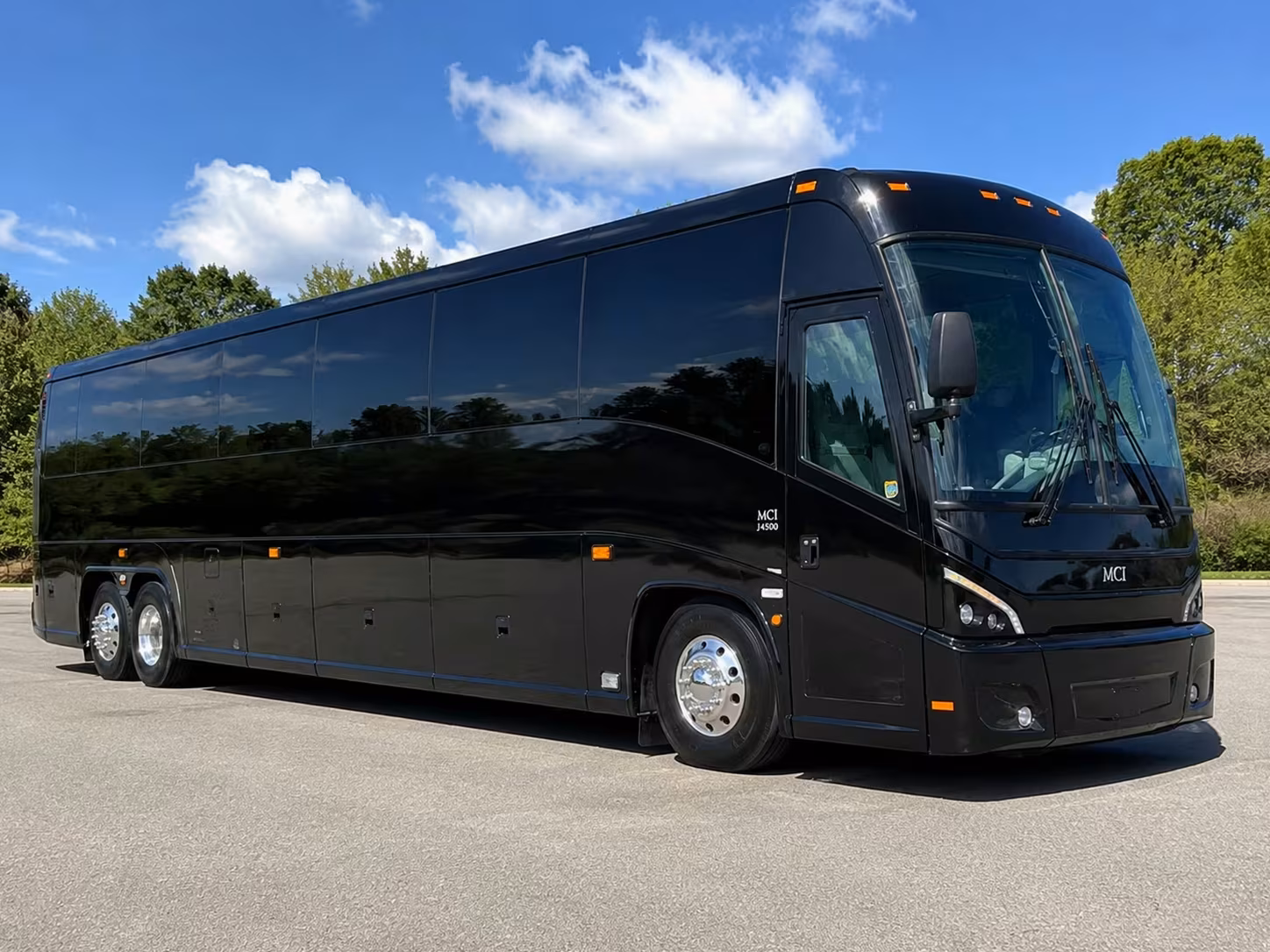 minibus rentals for smaller alameda classroom groups and club trips